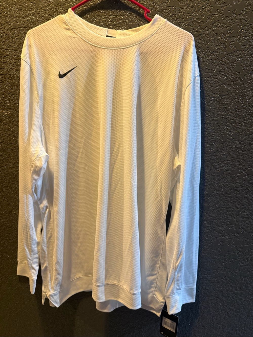 Nike Women’s White Long-Sleeve Dri-FIT Performance Crew